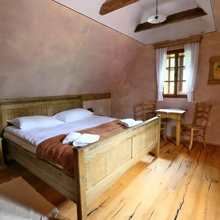 Πανσιόν Pomona Relaxing Nature 4*