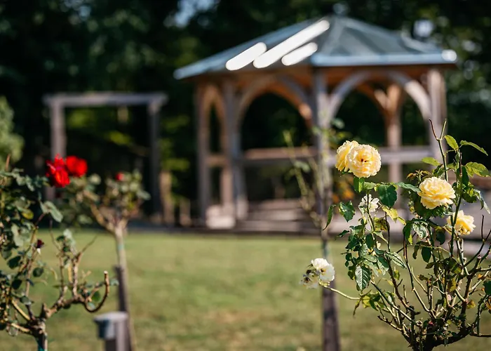 Pomona Relaxing Nature 4*