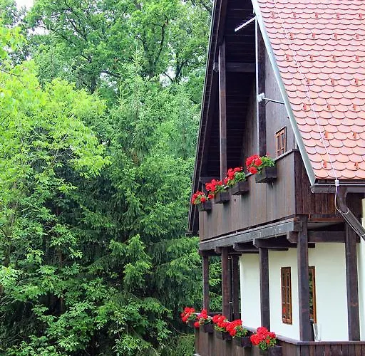 Pomona Relaxing Nature Πανσιόν 4*